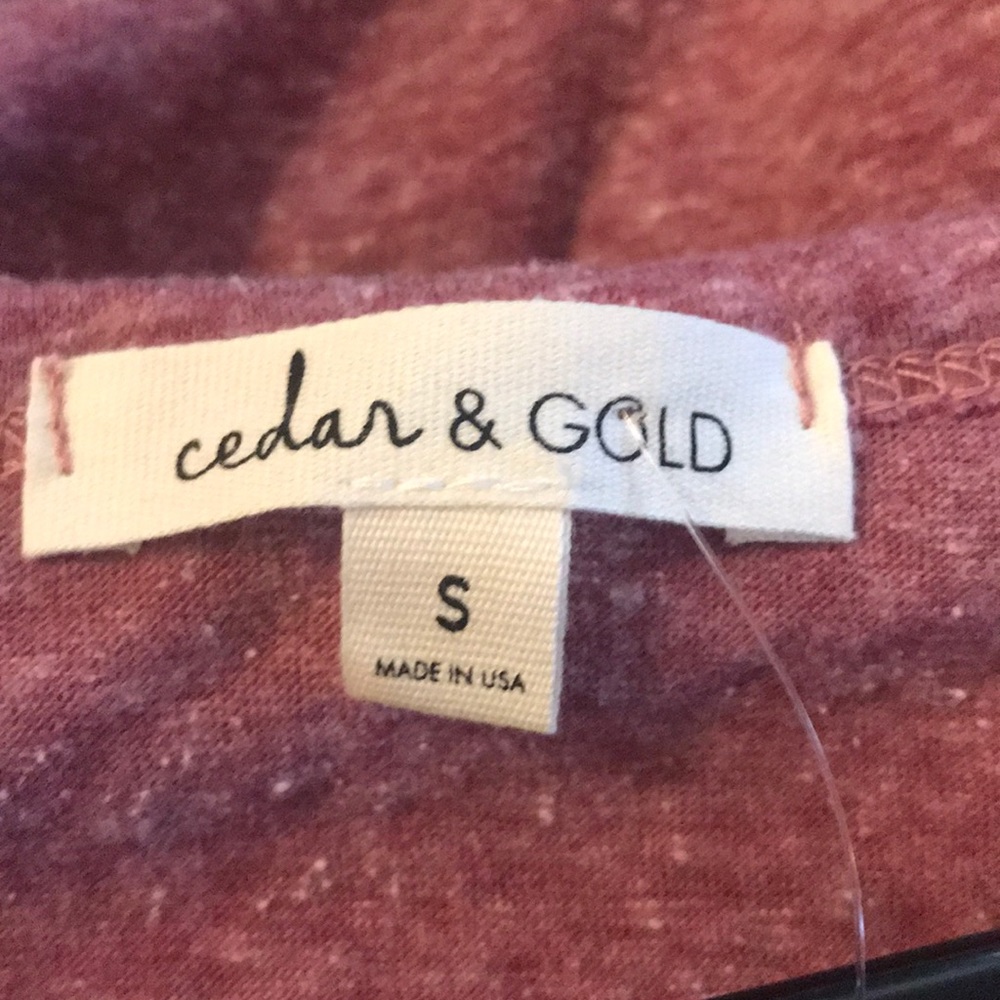 Cedar & Gold Ruffle Sleeve Top - Picture 5 of 5